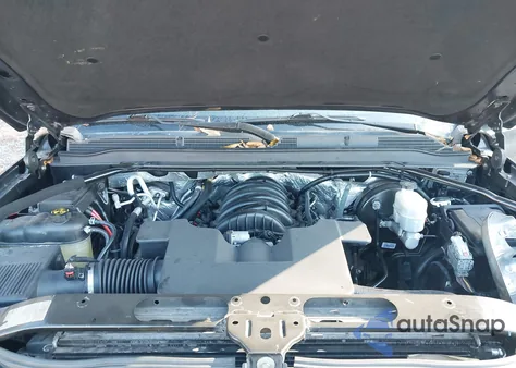 2018 GMC Yukon Denali z USA, uszkodzony, nr VIN 1GKS1CKJ2JR232355